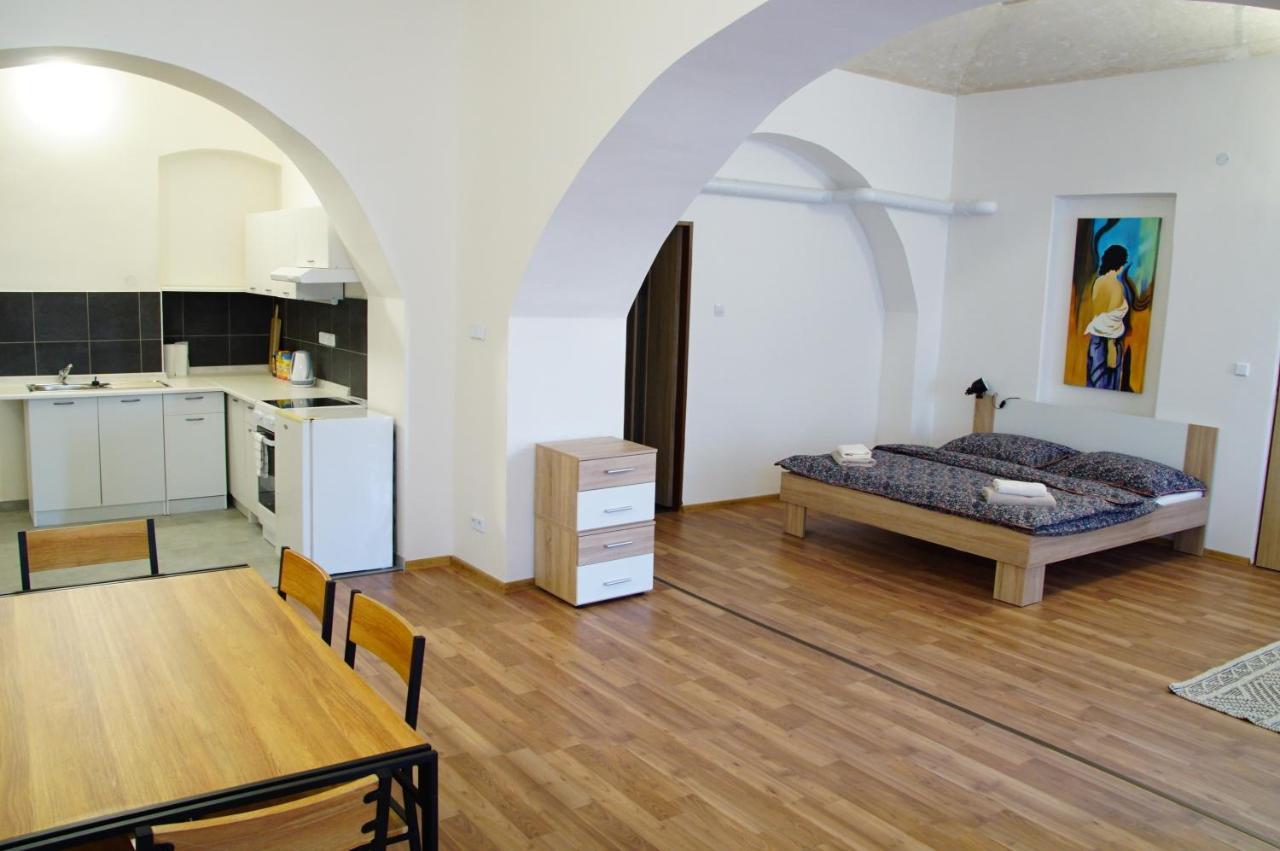 Apartment Porta Terezín Buitenkant foto