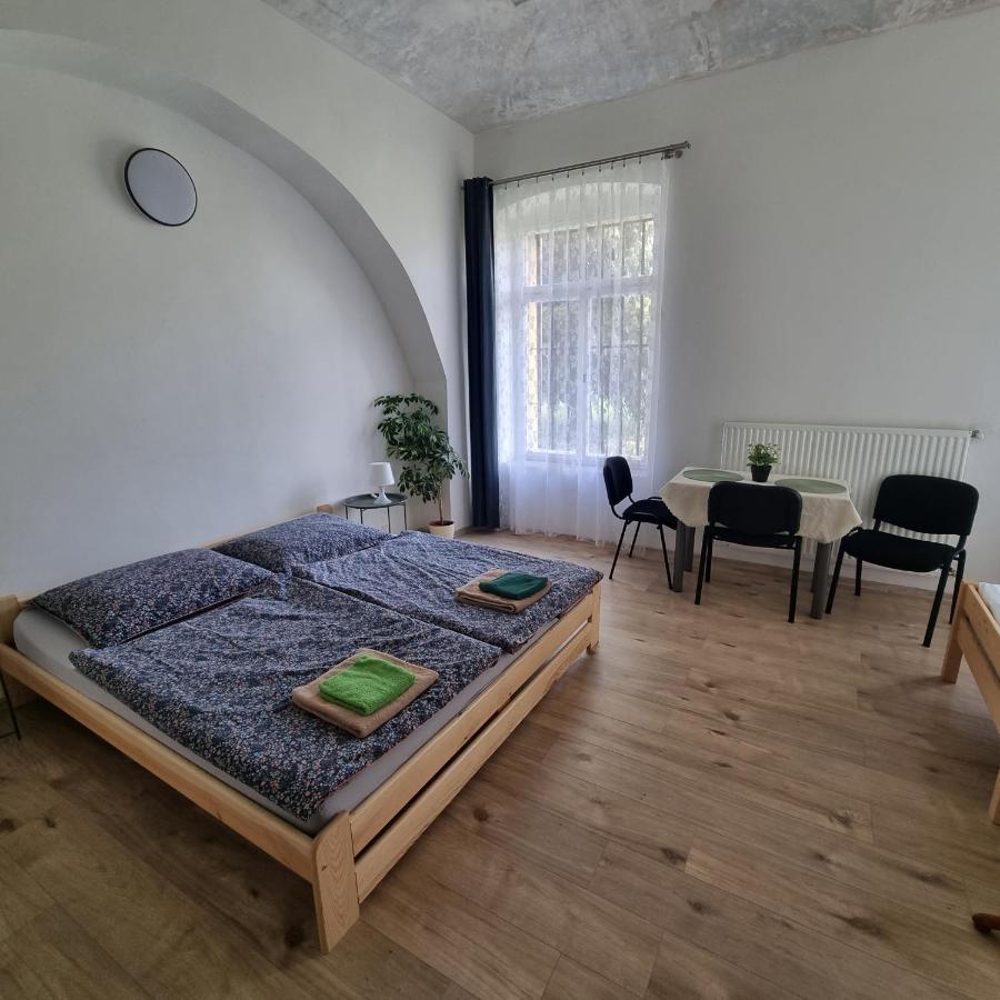 Apartment Porta Terezín Buitenkant foto